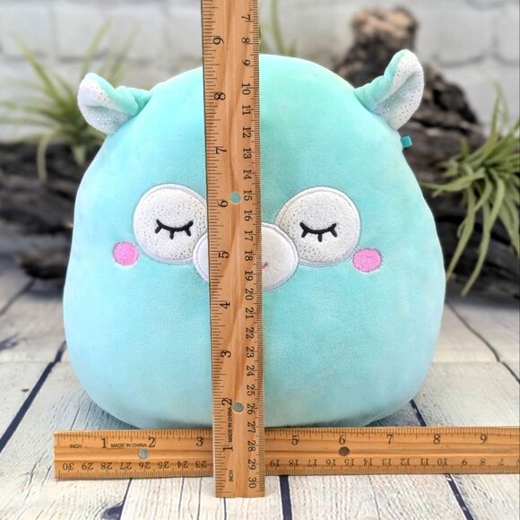 Miley the Llama 8" Squishmallow - Picture 10 of 10